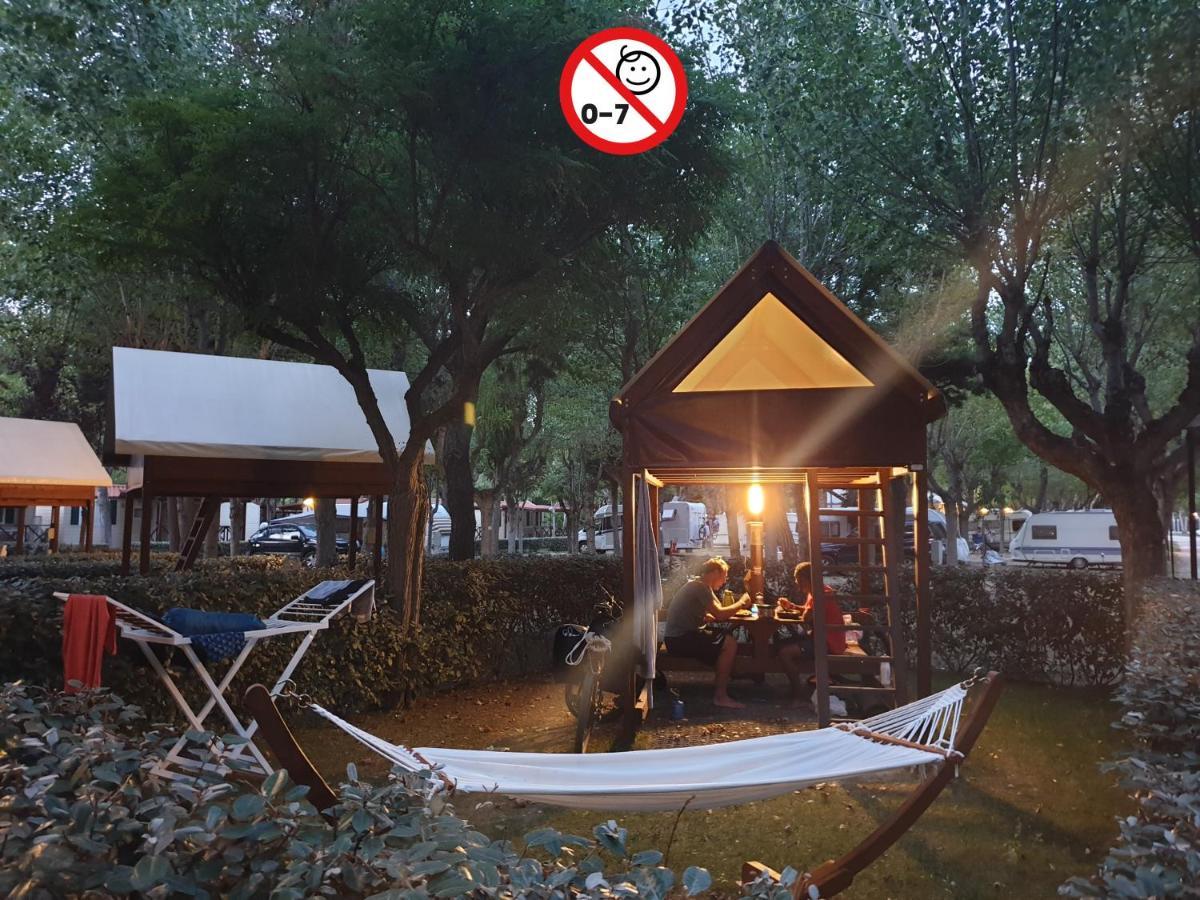 Club Del Sole Roseto Degli Abruzzi Easy Camping Village Exterior photo